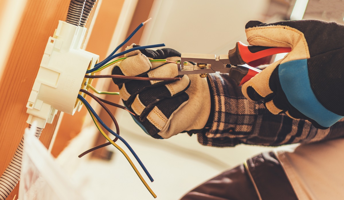 Reason You May Need To Hire An Electrical Contractor